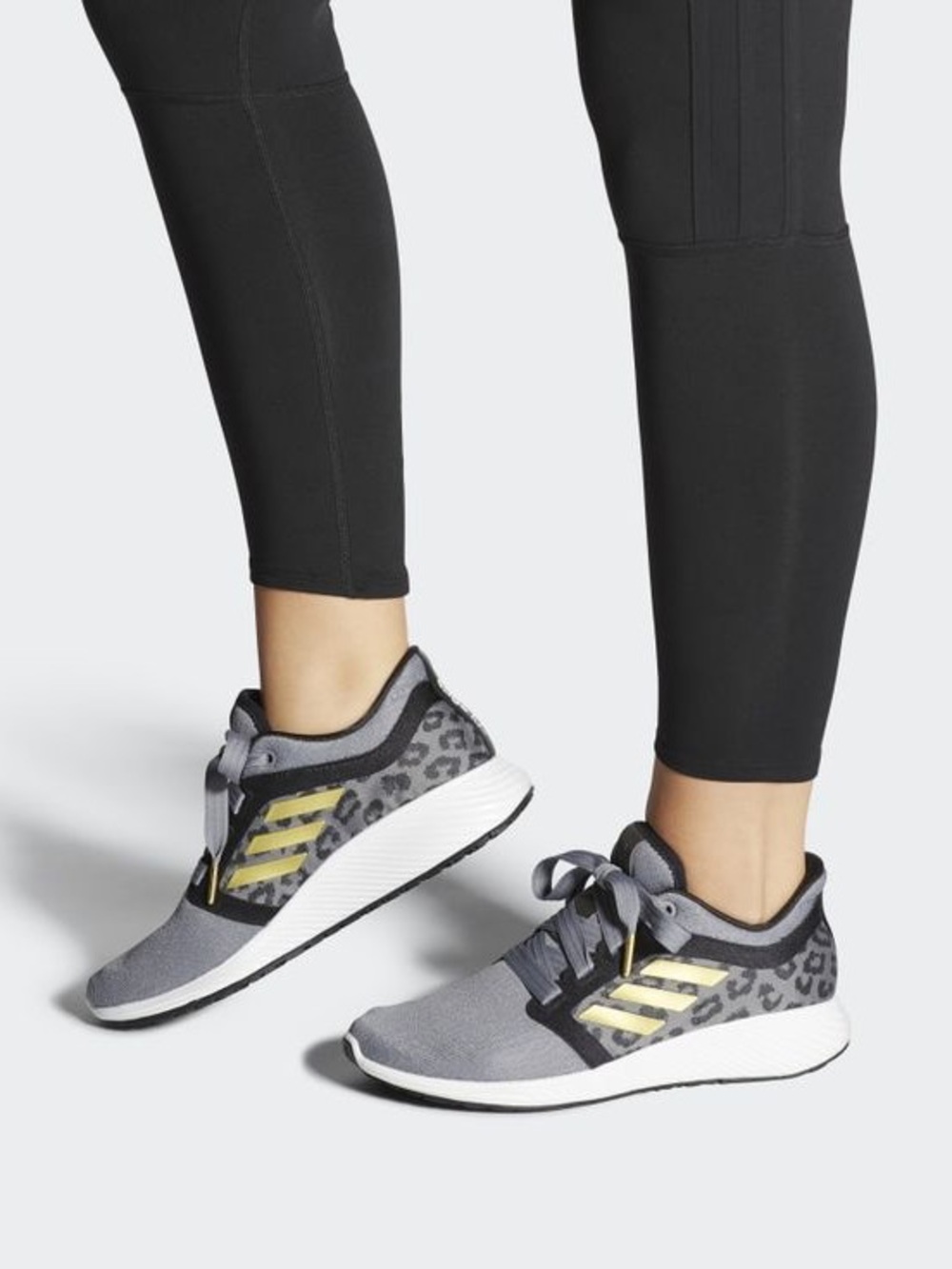 adidas Edge Lux 3 Running Shoe Size 7.5